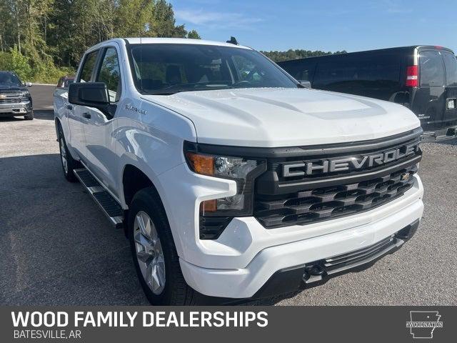 2022 Chevrolet Silverado 1500 4WD Crew Cab Short Bed Custom