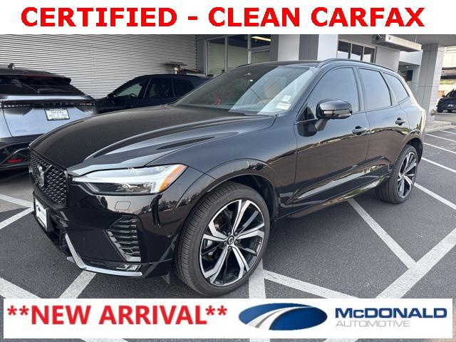 2025 Volvo XC60 B5 Ultra Dark Theme