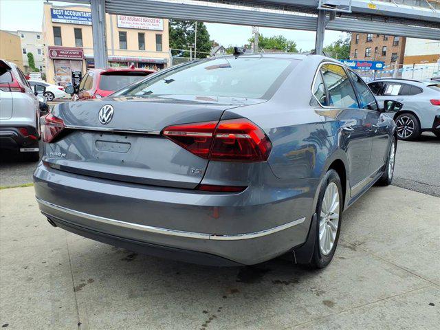 2017 Volkswagen Passat 1.8T SE