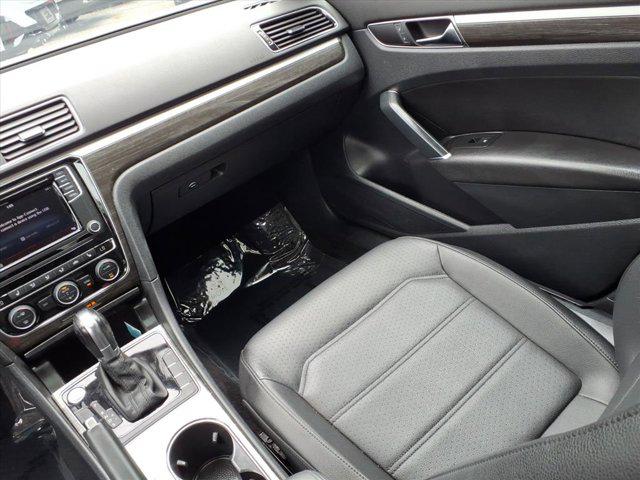 2017 Volkswagen Passat 1.8T SE