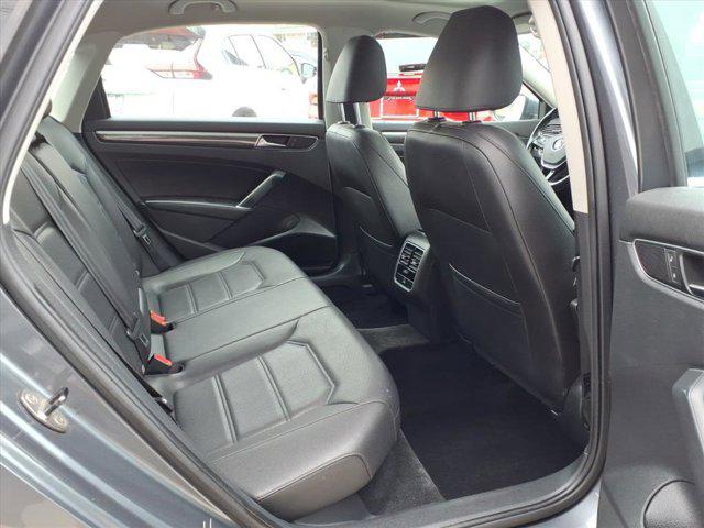 2017 Volkswagen Passat 1.8T SE
