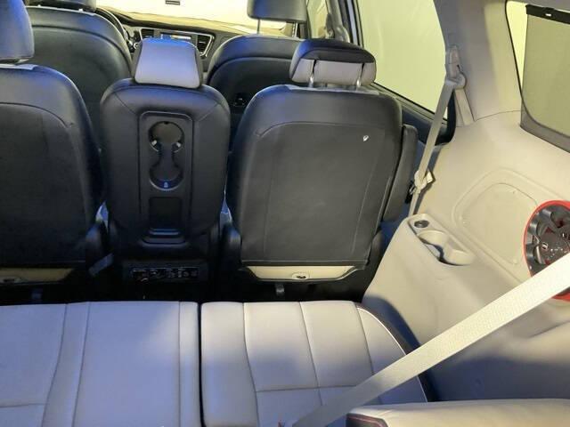 2020 Kia Sedona SX