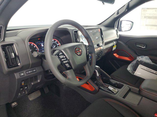 2025 Nissan Frontier Crew Cab PRO-4X 4x4