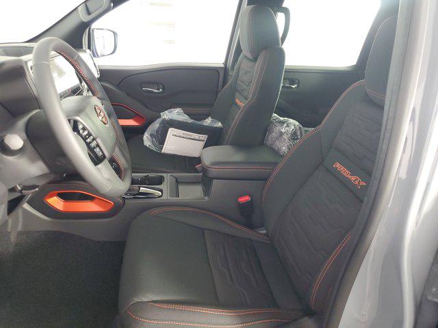 2025 Nissan Frontier Crew Cab PRO-4X 4x4