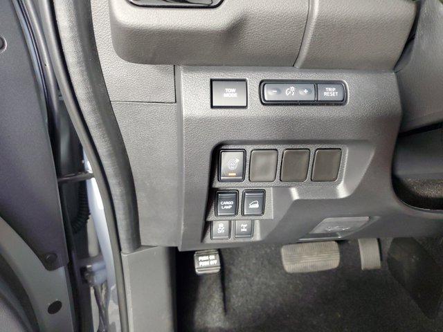 2025 Nissan Frontier Crew Cab PRO-4X 4x4