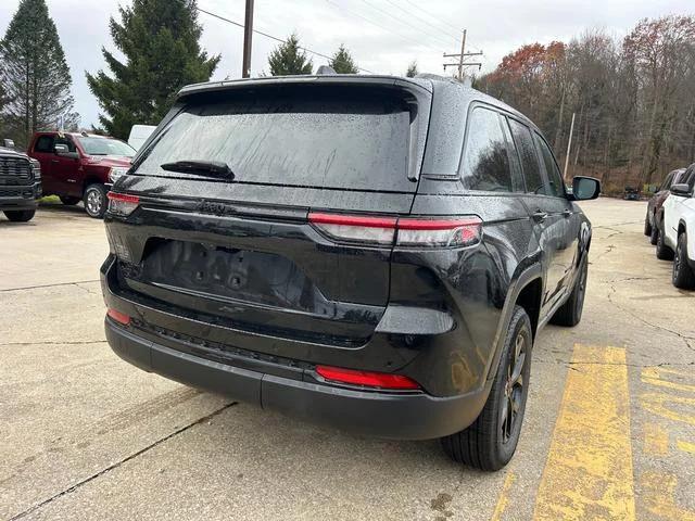 2025 Jeep Grand Cherokee Altitude X 4x4