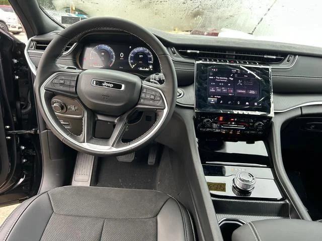 2025 Jeep Grand Cherokee Altitude X 4x4