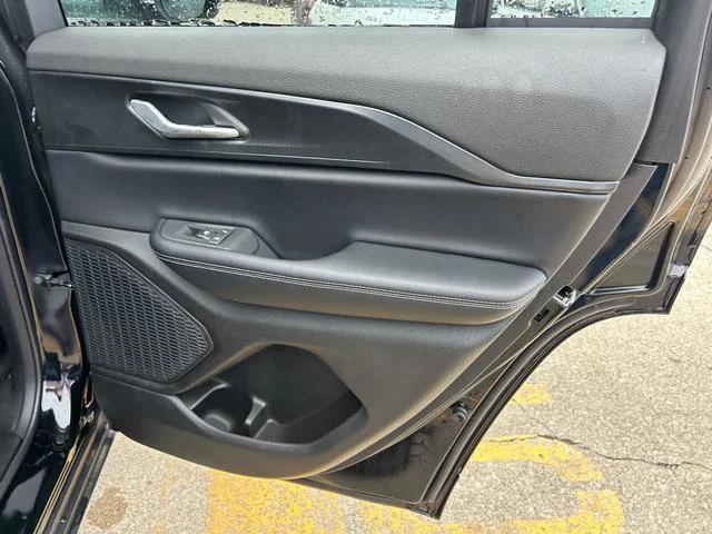 2025 Jeep Grand Cherokee Altitude X 4x4
