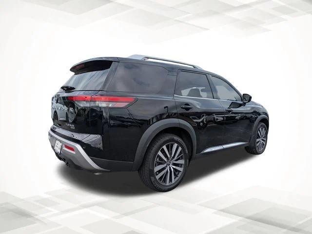 2022 Nissan Pathfinder Platinum 4WD