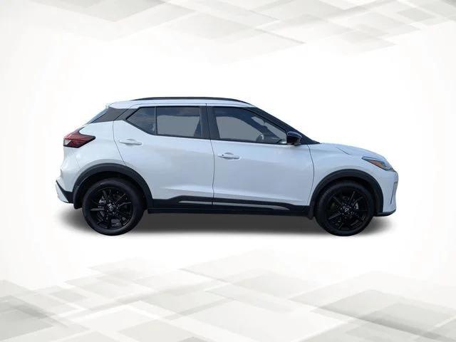 2023 Nissan Kicks SR Xtronic CVT