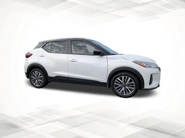 2023 Nissan Kicks SV Xtronic CVT