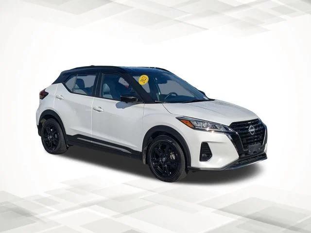 2023 Nissan Kicks SR Xtronic CVT