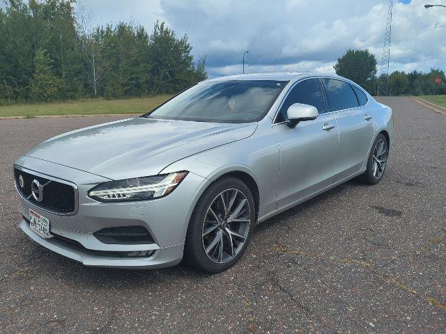2018 Volvo S90 T5 Momentum