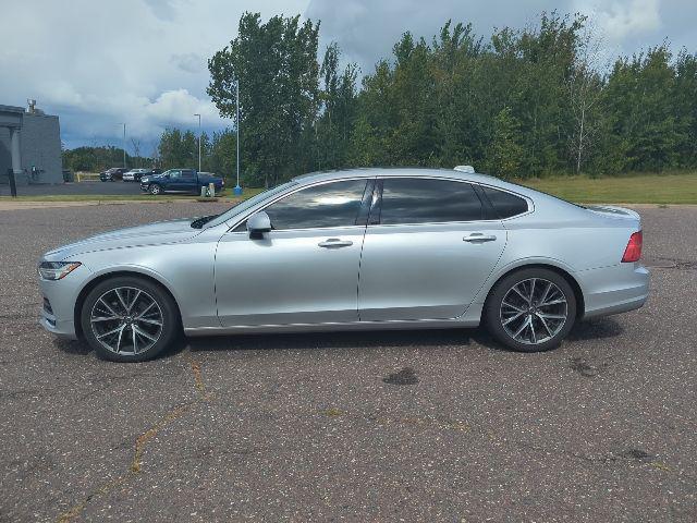 2018 Volvo S90 T5 Momentum