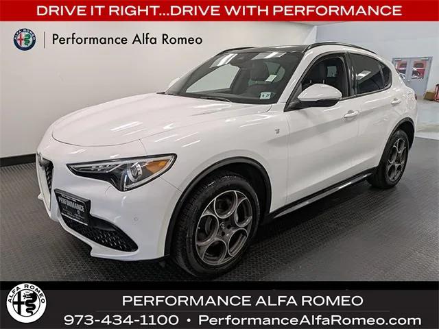 2022 Alfa Romeo Stelvio Ti AWD