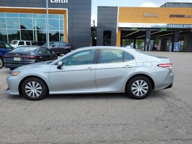 2020 Toyota Camry LE Hybrid