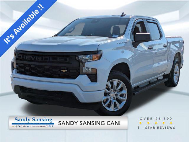 2023 Chevrolet Silverado 1500 4WD Crew Cab Short Bed Custom