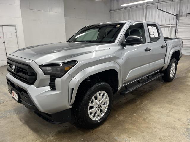 2025 Toyota Tacoma SR 4WD