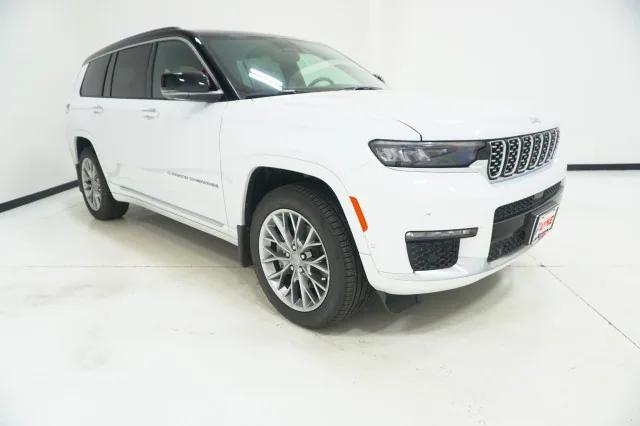 2025 Jeep Grand Cherokee L Summit 4x4