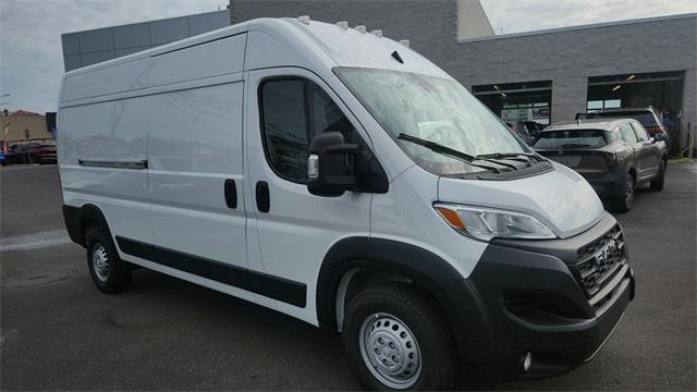 2025 RAM ProMaster 2500 Cargo Van Tradesman High Roof 159 WB w/Pass Seat