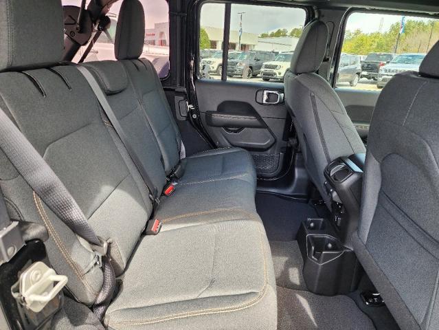 2024 Jeep Wrangler 4-Door Sahara 4x4