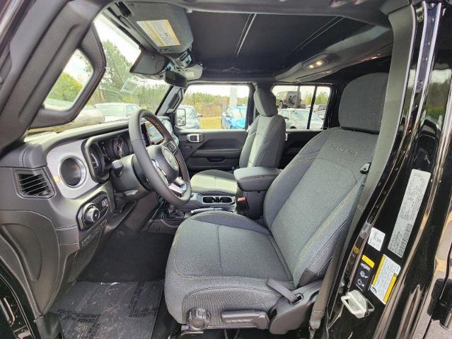 2024 Jeep Wrangler 4-Door Sahara 4x4