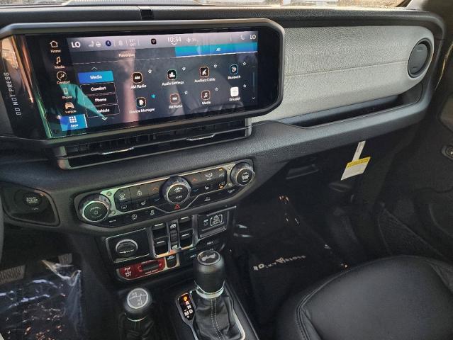 2024 Jeep Wrangler 4-Door Willys 4x4
