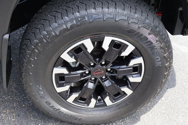 2024 Nissan Frontier Crew Cab PRO-4X 4x4
