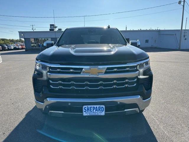 2023 Chevrolet Silverado 1500 4WD Crew Cab Short Bed LTZ