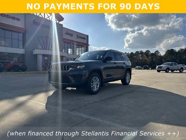 2025 Jeep Grand Cherokee GRAND CHEROKEE LAREDO X 4X2