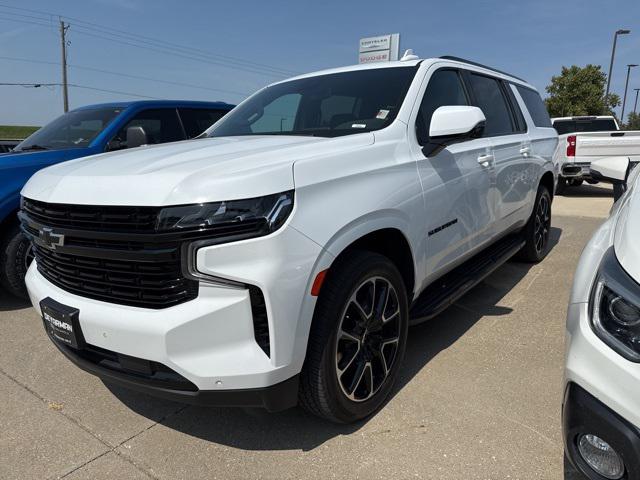 2023 Chevrolet Suburban 4WD RST