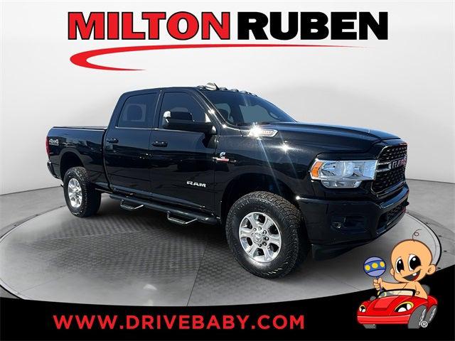 2022 RAM 2500 Big Horn Crew Cab 4x4 64 Box