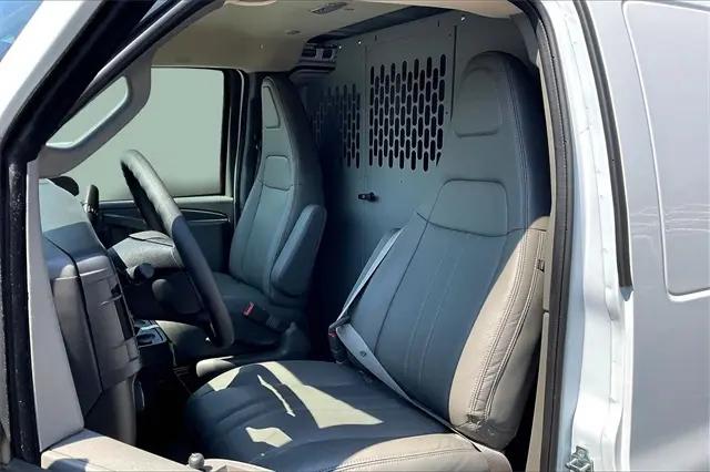 2025 Chevrolet Express Cargo Van RWD 3500 Regular Wheelbase WT