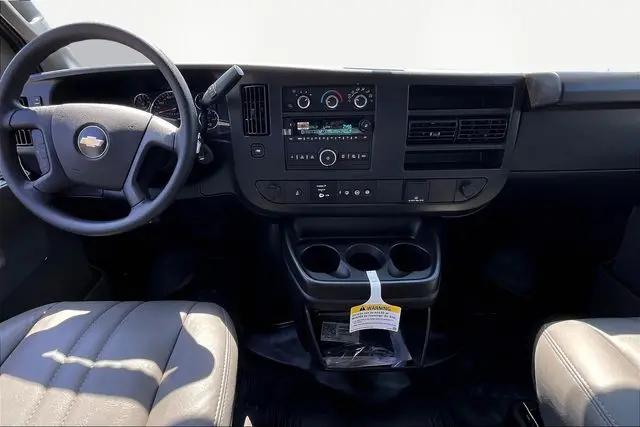 2025 Chevrolet Express Cargo Van RWD 3500 Regular Wheelbase WT