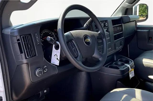2025 Chevrolet Express Cargo Van RWD 3500 Regular Wheelbase WT