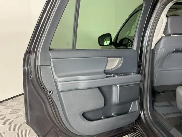 2025 Ford Expedition Active MAX