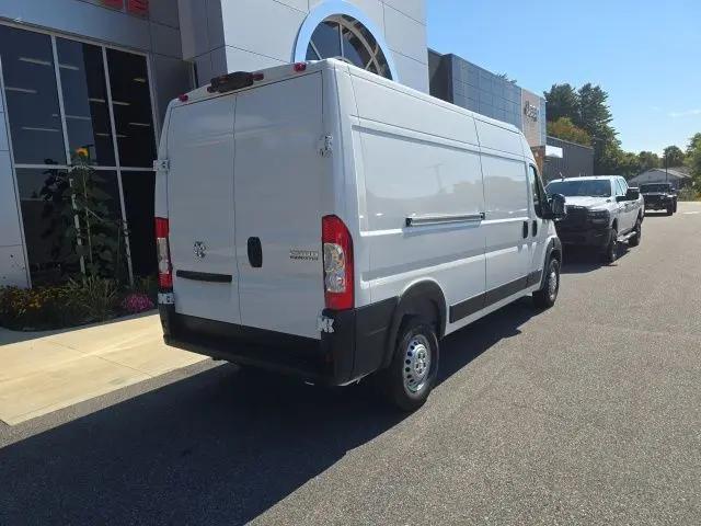 2025 Ram ProMaster 2500 Cargo Van Tradesman High Roof 159" WB w/Pass Seat