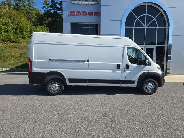 2025 Ram ProMaster 2500 Cargo Van Tradesman High Roof 159" WB w/Pass Seat