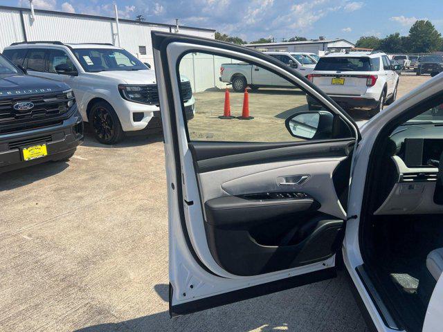 2026 Hyundai Tucson Limited - Photo 18