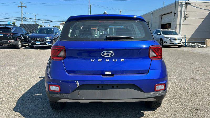 2025 Hyundai Venue SE