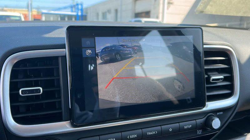 2025 Hyundai Venue SE
