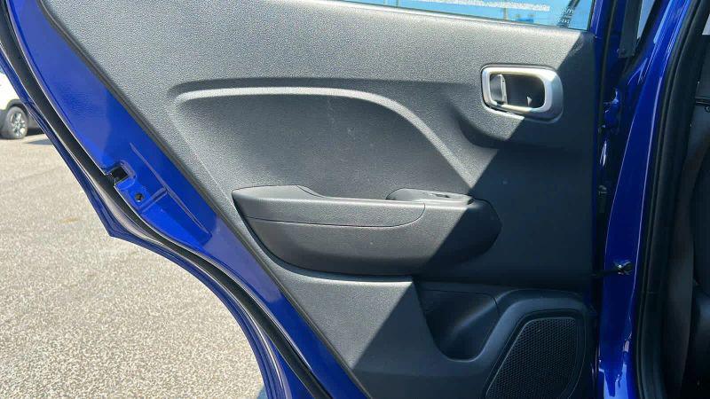 2025 Hyundai Venue SE