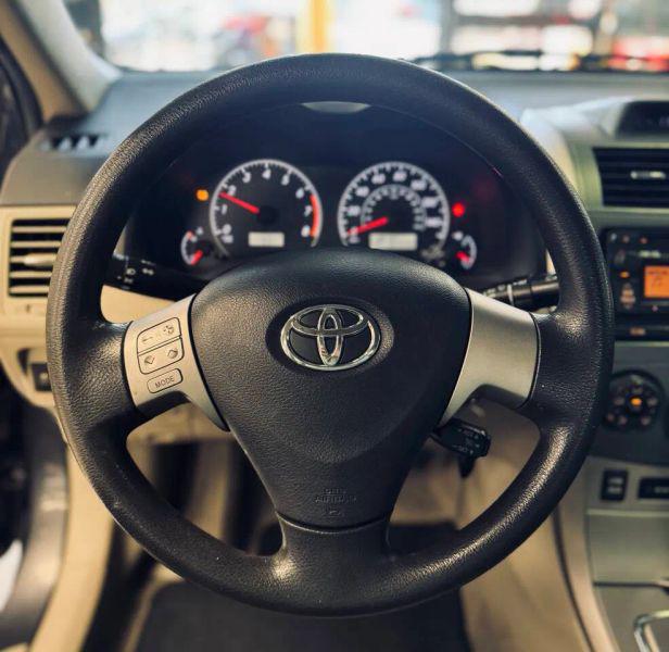 2012 Toyota Corolla LE