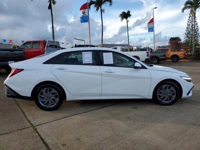 2024 Hyundai Elantra SEL 2024 Hyundai Elantra SEL