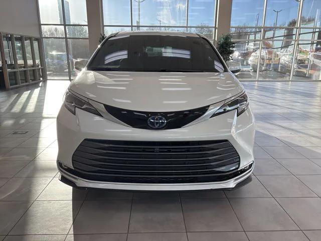 2021 Toyota Sienna Platinum