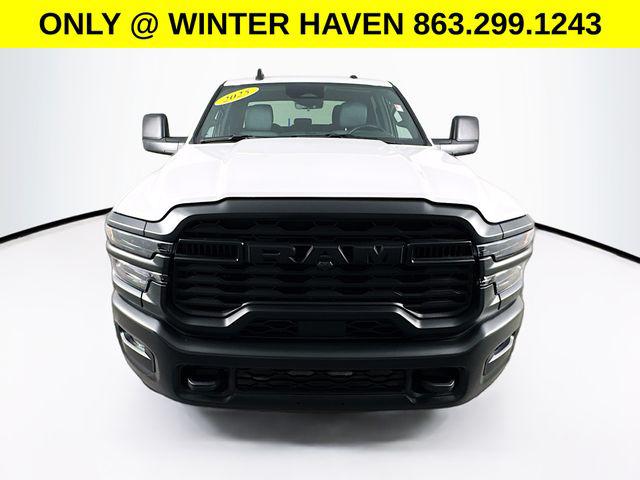 2025 RAM 3500 Tradesman Crew Cab 4x4 64 Box