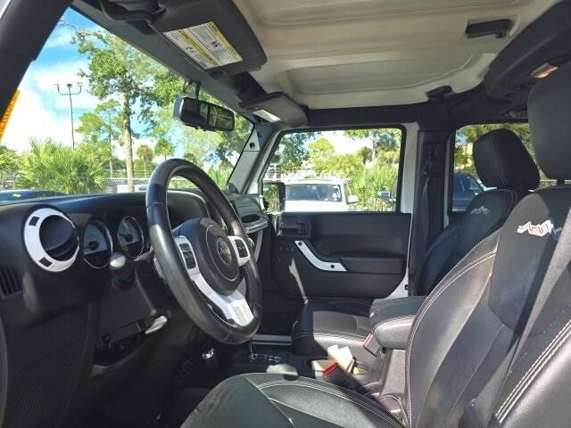 2014 Jeep Wrangler Unlimited Polar Edition