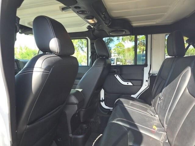 2014 Jeep Wrangler Unlimited Polar Edition