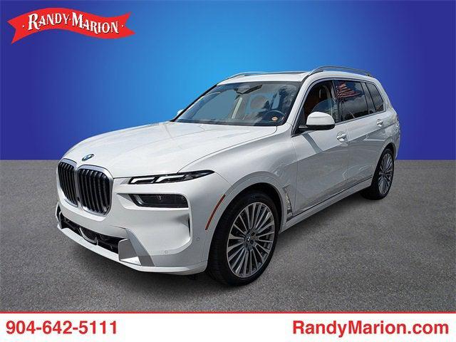2025 BMW X7 xDrive40i