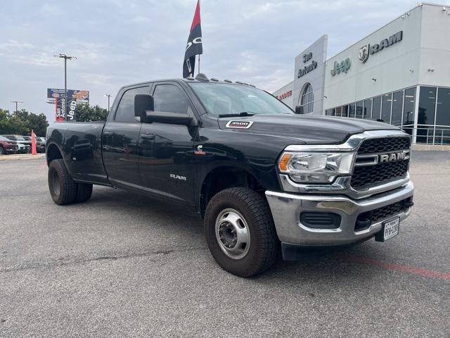 2021 RAM 3500 Tradesman Crew Cab 4x4 8 Box